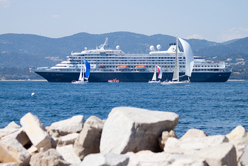 Cómo trabajar de malabarista en un crucero